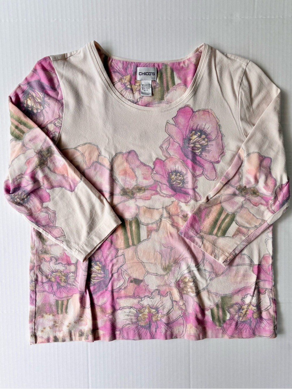 Chico’s Women’s Floral 3/4 Sleeve Knit Top Size 2 Tan and Pink
